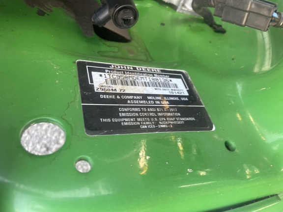 2021 John Deere Z950M Mower/Zero Turn