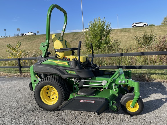 2023 John Deere Z950M Mower/Zero Turn