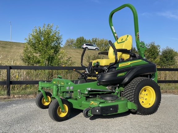 2023 John Deere Z950M Mower/Zero Turn