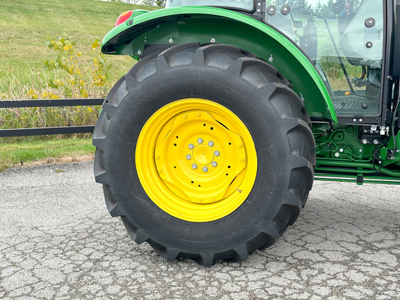 2023 John Deere 5100E Tractor