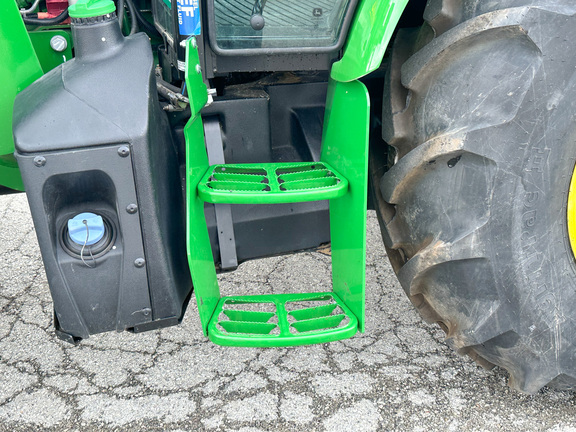 2023 John Deere 5100E Tractor