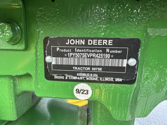 2024 John Deere 5075E Tractor