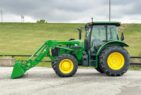 2023 John Deere 5100E Tractor