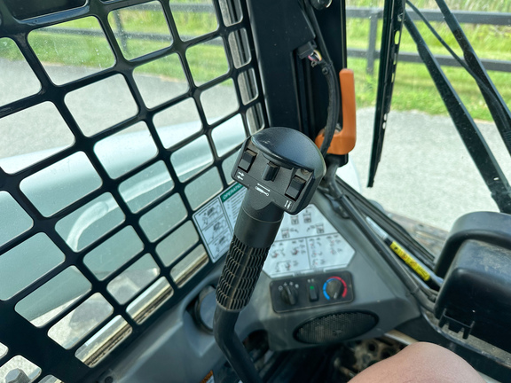 2014 Bobcat S630 Skid Steer Loader