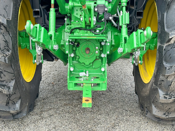 2022 John Deere 5100E Tractor