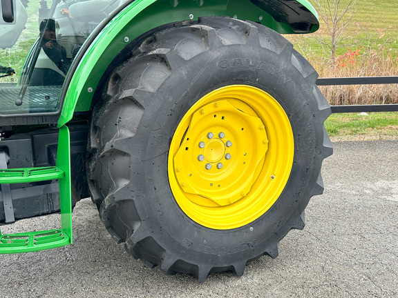 2023 John Deere 5100E Tractor