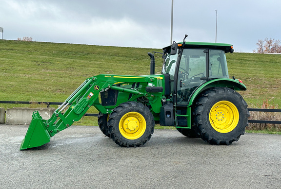 2023 John Deere 5100E Tractor