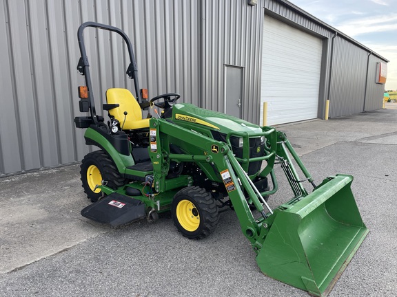 2015 John Deere 1025R Tractor Compact