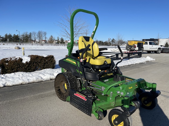 2022 John Deere Z950M Mower/Zero Turn