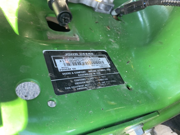 2022 John Deere Z950M Mower/Zero Turn