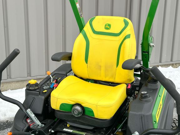 2023 John Deere Z930M Mower/Zero Turn