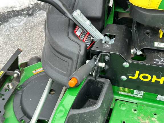 2023 John Deere Z930M Mower/Zero Turn