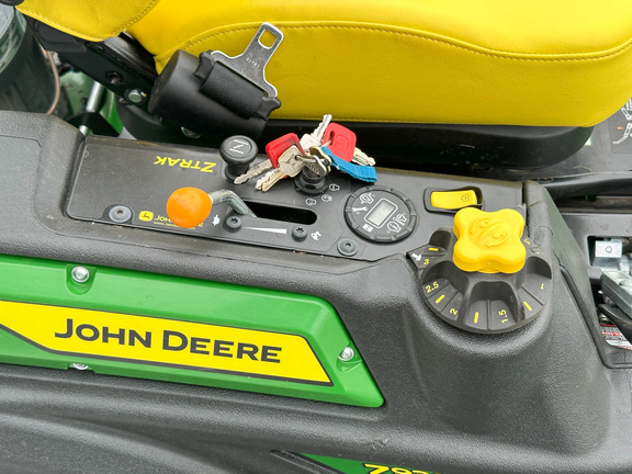 2023 John Deere Z930M Mower/Zero Turn