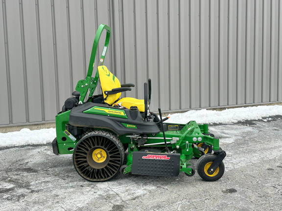 2023 John Deere Z930M Mower/Zero Turn