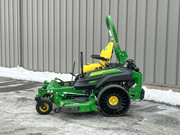 2023 John Deere Z930M Mower/Zero Turn