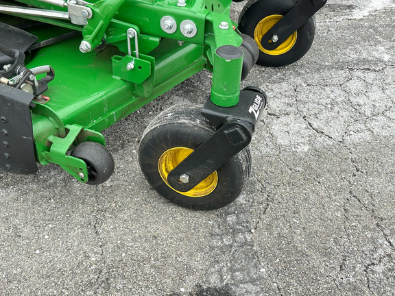 2023 John Deere Z930M Mower/Zero Turn