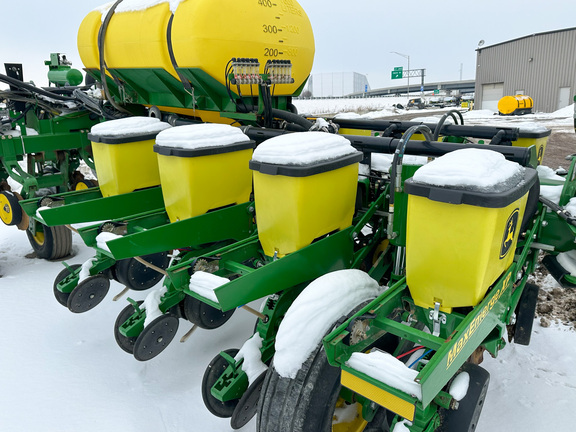 2014 John Deere 1770NT Planter