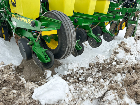 2014 John Deere 1770NT Planter