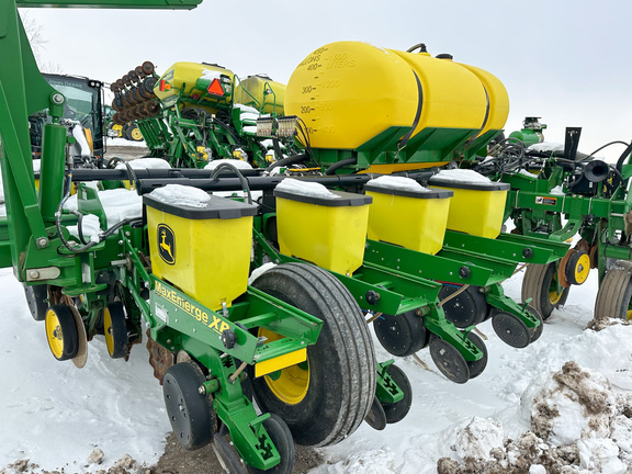 2014 John Deere 1770NT Planter