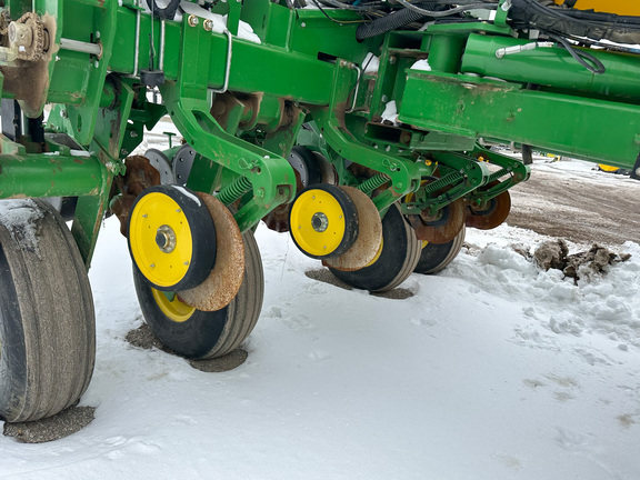 2014 John Deere 1770NT Planter