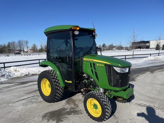 2024 John Deere 3039R Tractor Compact