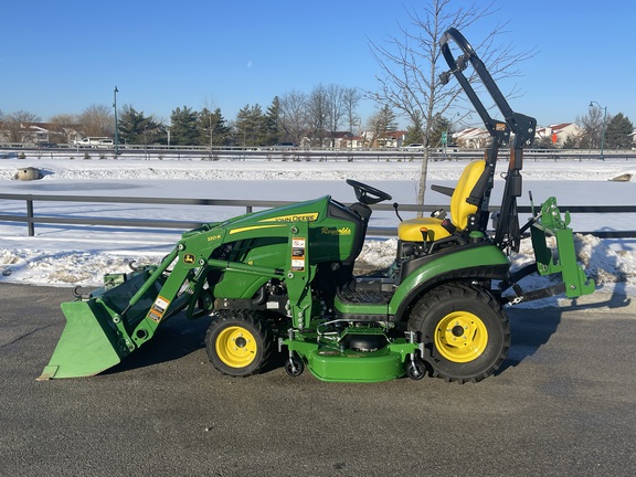 2020 John Deere 1025R Tractor Compact