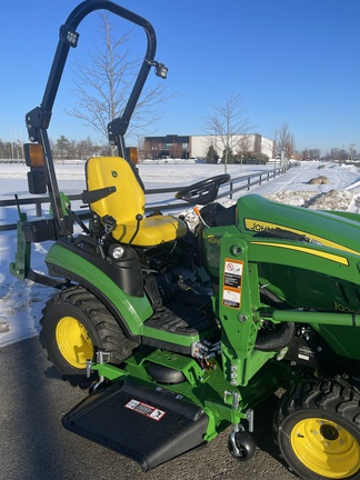 2020 John Deere 1025R Tractor Compact