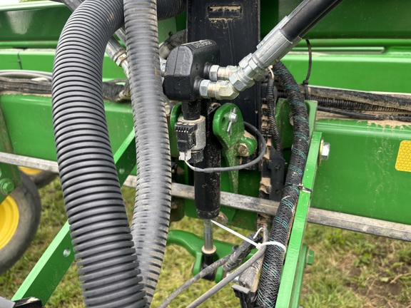 2011 John Deere DB90 Planter