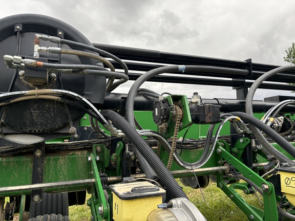 2011 John Deere DB90 Planter