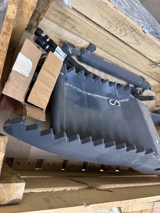 2023 John Deere BYT11993 Misc