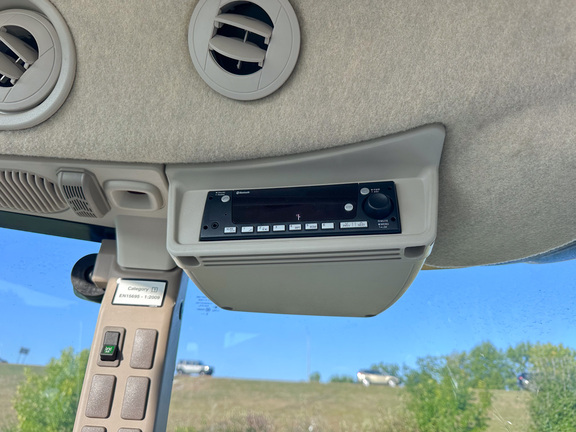 2024 John Deere 5075E Tractor