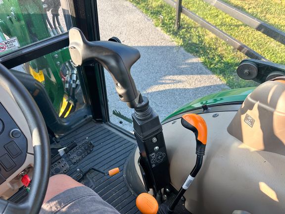 2024 John Deere 5075E Tractor