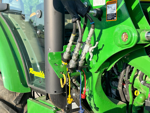 2024 John Deere 5075E Tractor