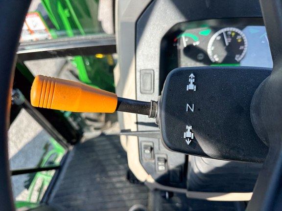 2024 John Deere 5075E Tractor