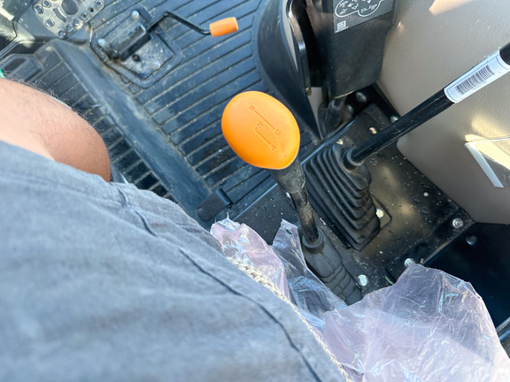 2024 John Deere 5075E Tractor