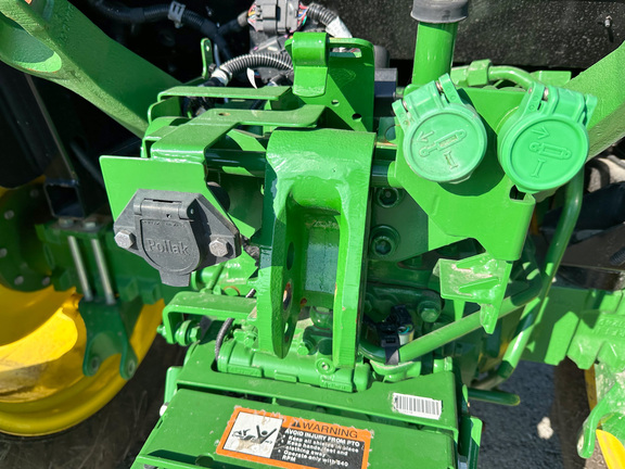 2024 John Deere 5075E Tractor