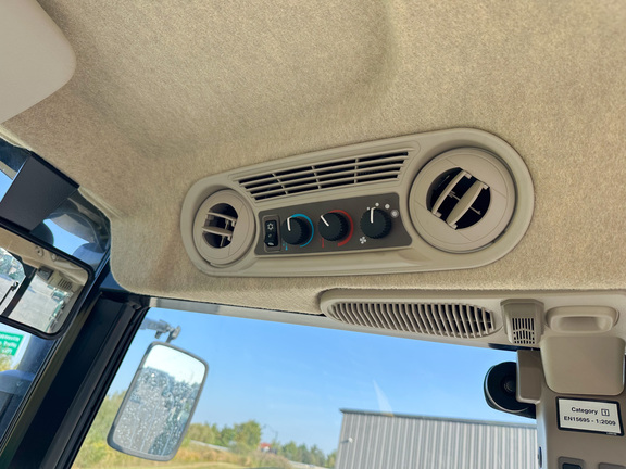 2024 John Deere 5075E Tractor