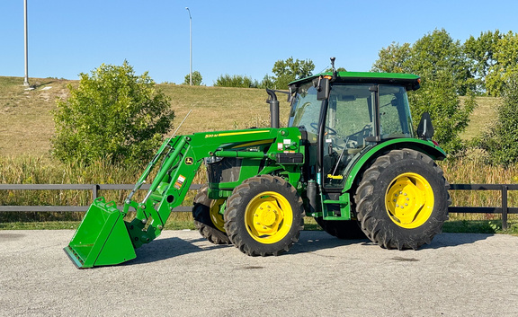 2024 John Deere 5075E Tractor