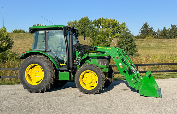 2024 John Deere 5075E Tractor