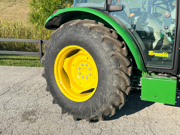 2024 John Deere 5075E Tractor