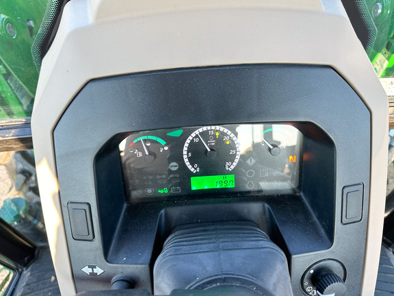 2024 John Deere 5075E Tractor