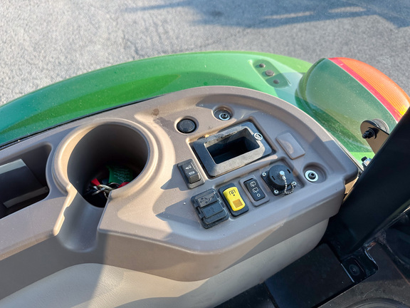 2024 John Deere 5075E Tractor