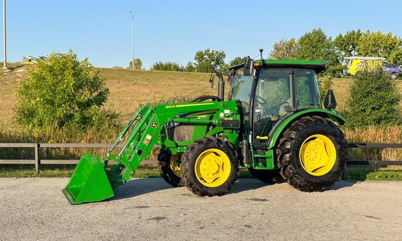 2024 John Deere 5075E Tractor
