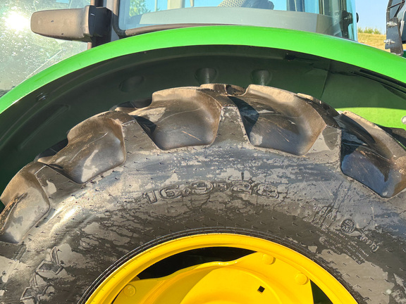 2024 John Deere 5075E Tractor