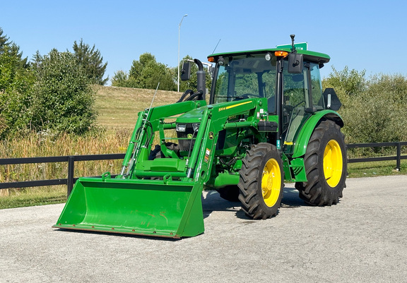 2024 John Deere 5075E Tractor