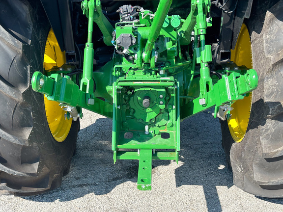2024 John Deere 5075E Tractor
