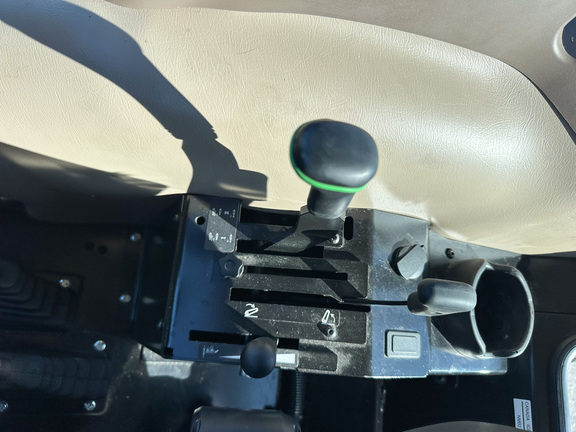 2024 John Deere 5075E Tractor