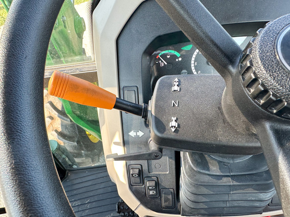 2024 John Deere 5075E Tractor