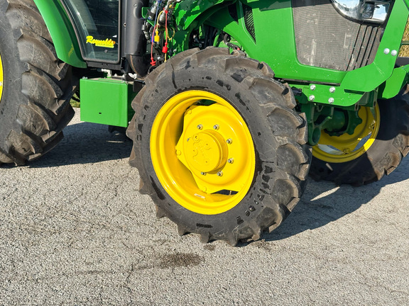 2024 John Deere 5075E Tractor