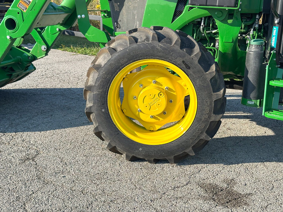 2024 John Deere 5075E Tractor